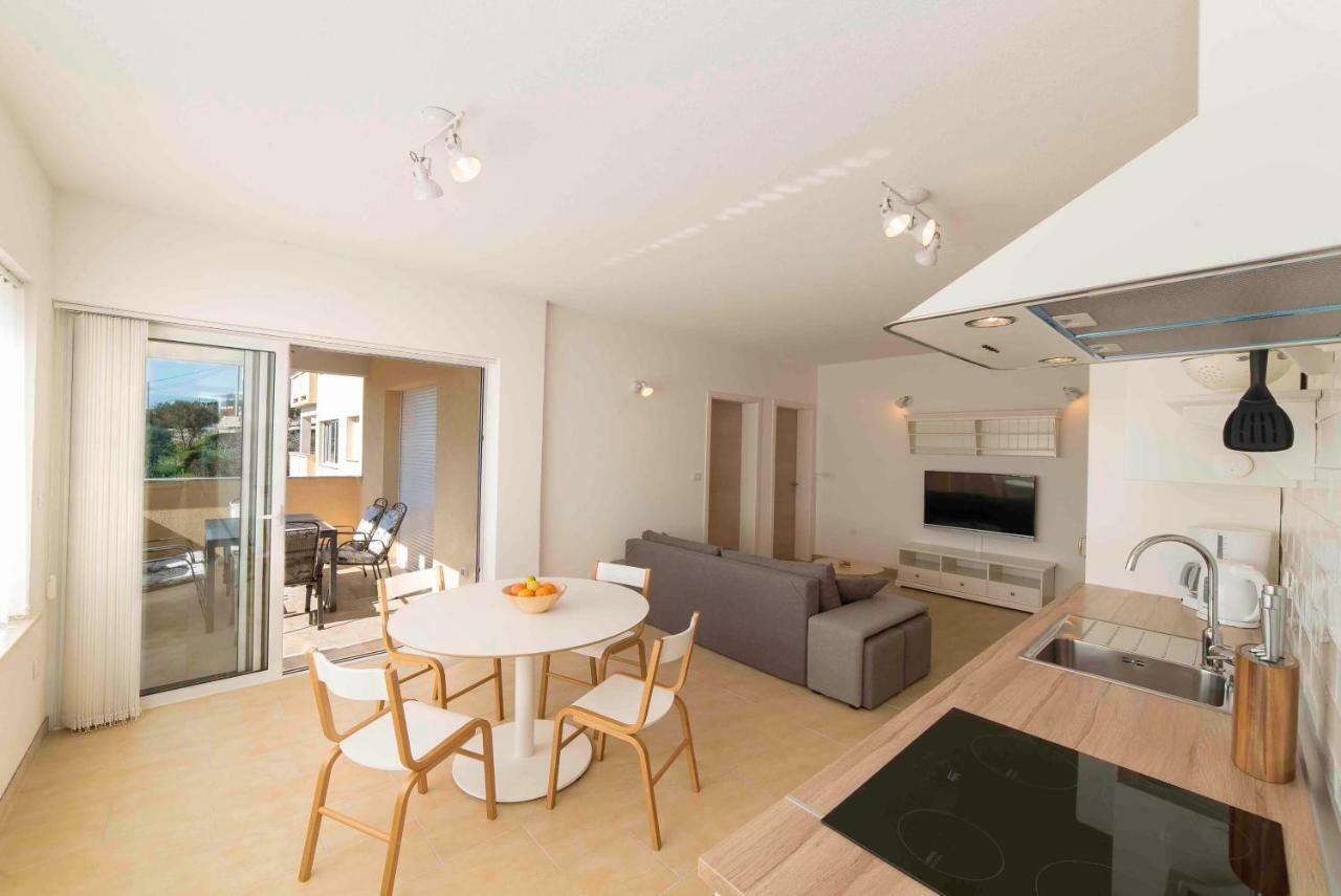 Sunset House Apartment Kampor Exterior photo